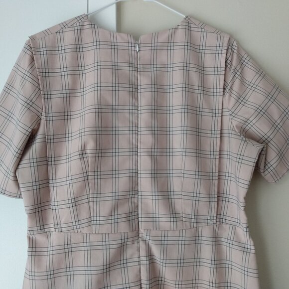 Amish Mennonite Cape Dress 42"B 35"W Pink Plaid Cotton Blend Long - Picture 10 of 11